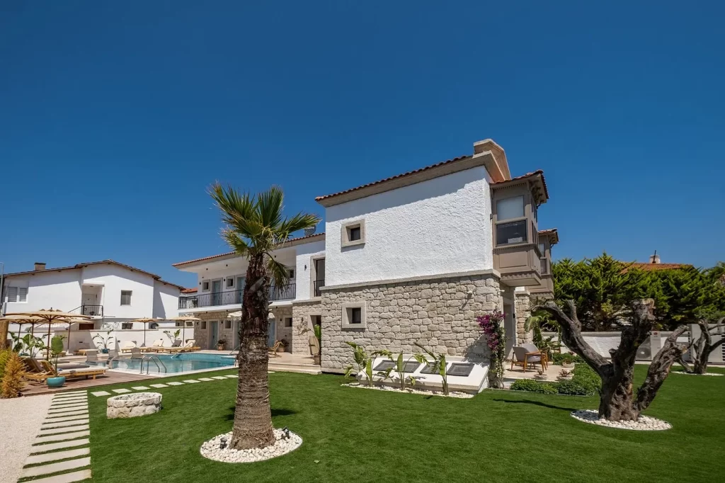 alaçatı 12 ay açık otel